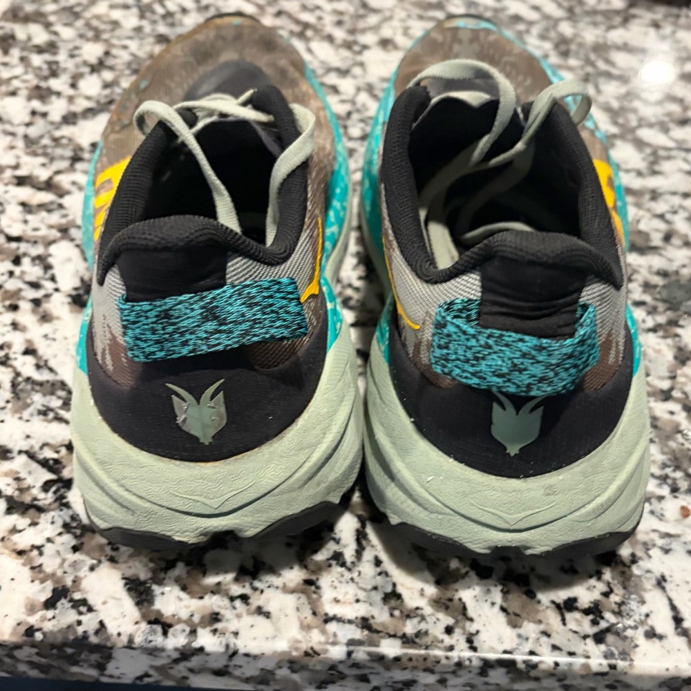 Hoka One One Speedgoat 6 Trail Running Shoes - Picture 3 of 5